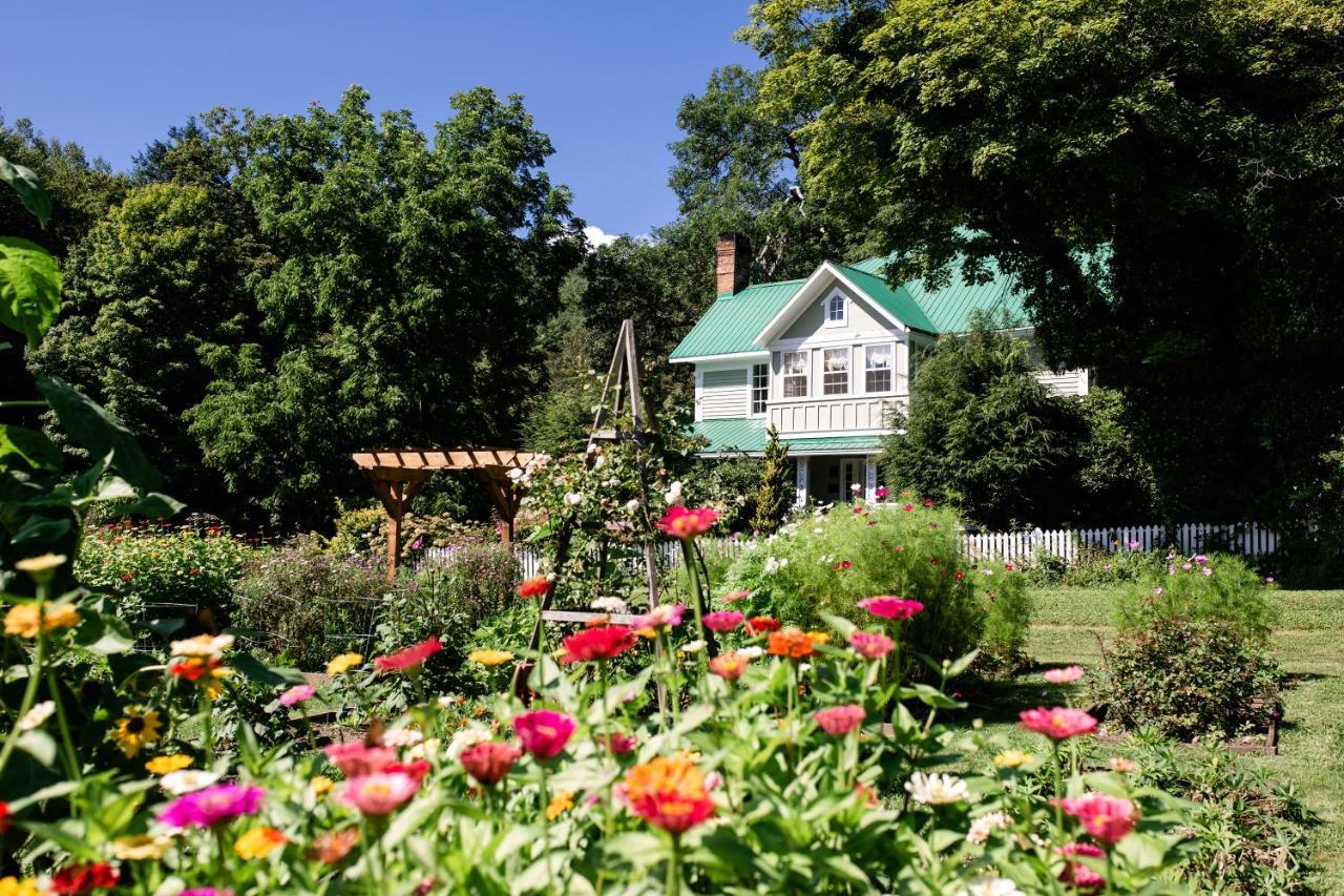 The Mast Farm Inn バナー・エルク エクステリア 写真