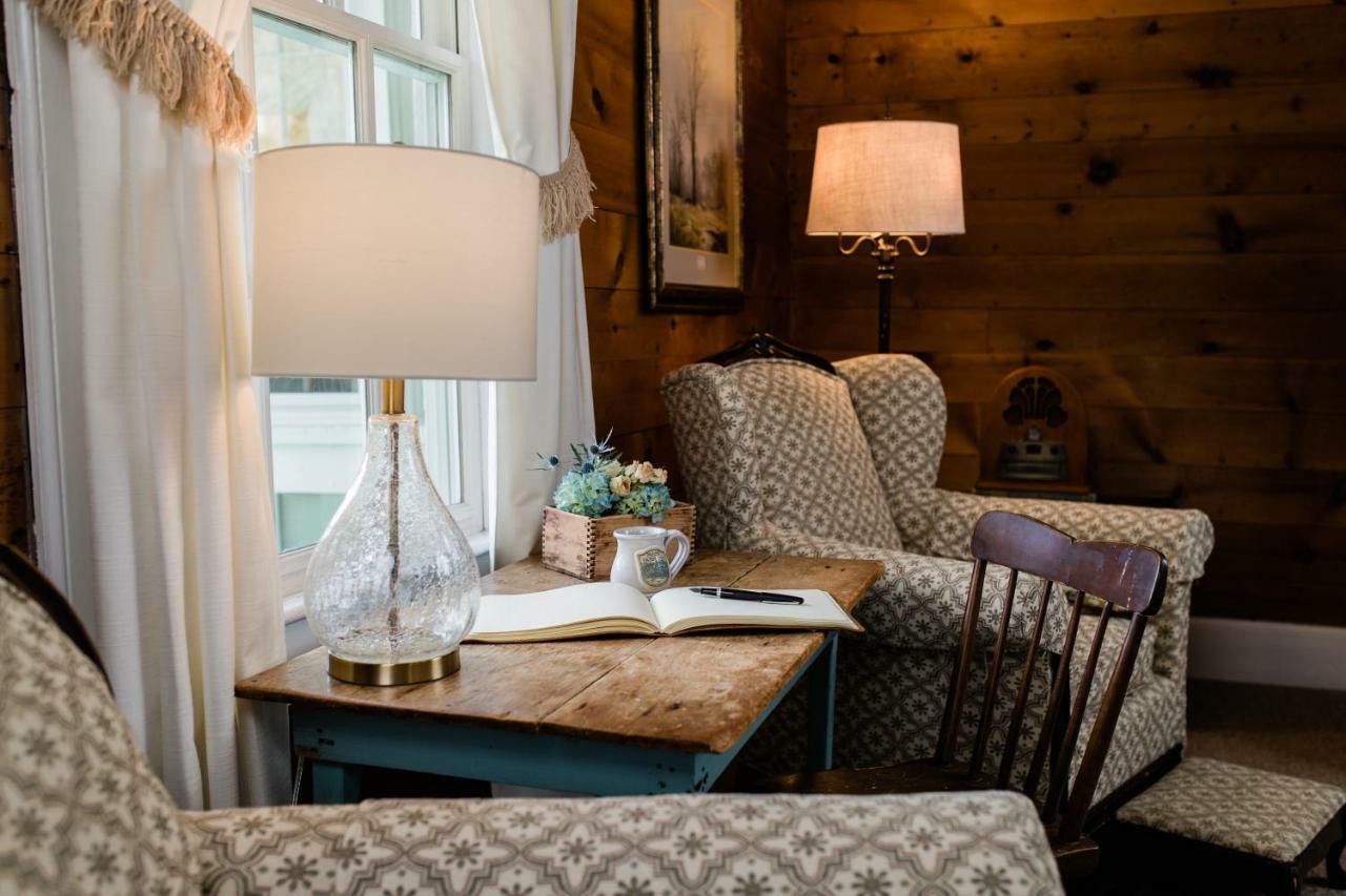 The Mast Farm Inn バナー・エルク エクステリア 写真