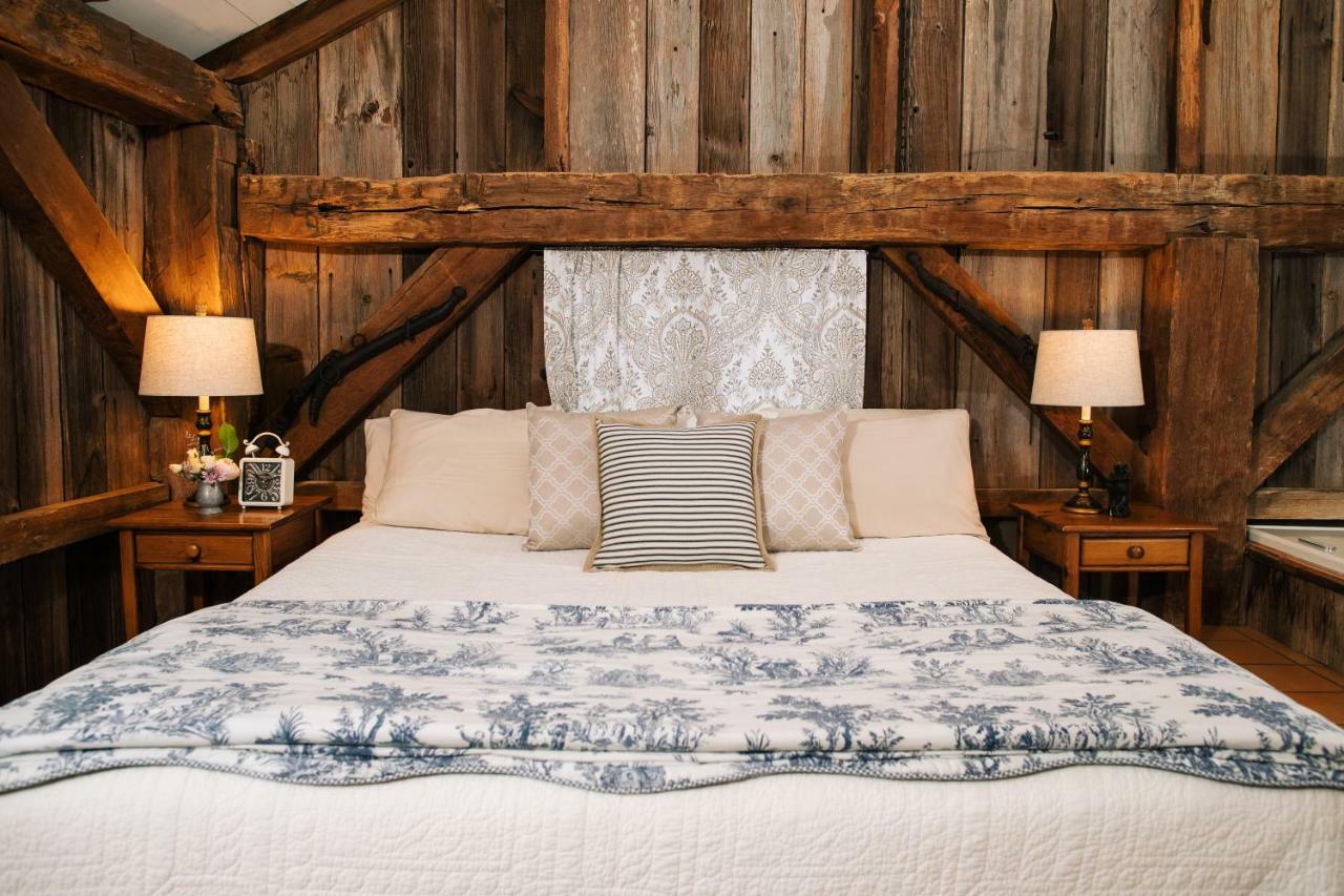 The Mast Farm Inn バナー・エルク エクステリア 写真